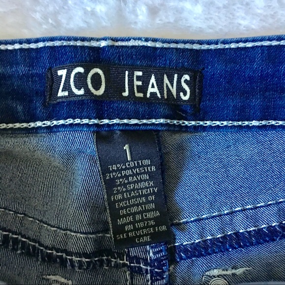 Jean shorts ZCO Like New - Picture 5 of 6